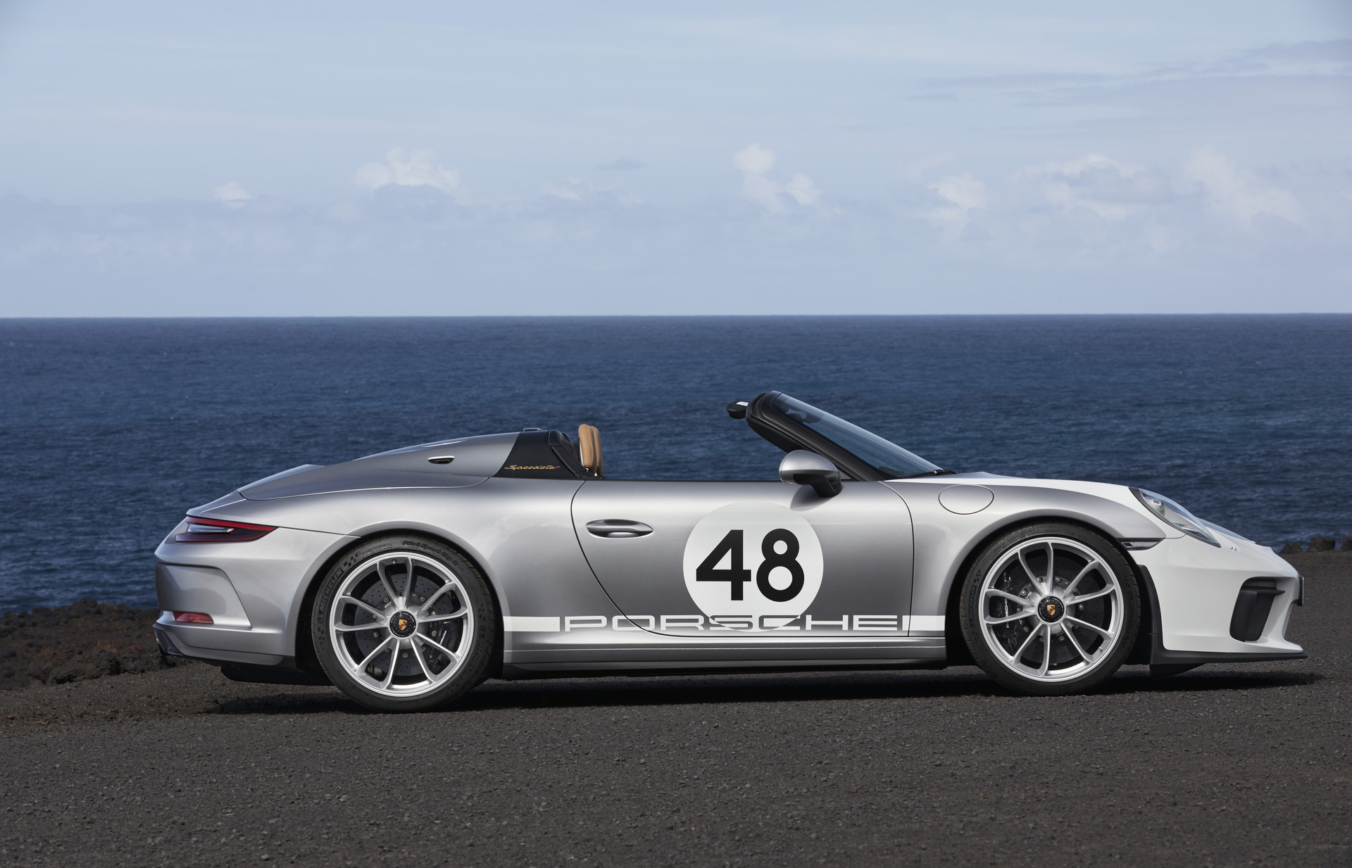 Gyártásba került a Porsche 911 Speedster 44