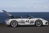 Gyártásba került a Porsche 911 Speedster 86