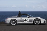 Gyártásba került a Porsche 911 Speedster 83