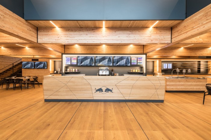 F1: Elájulsz a Red Bull új motorhome-jától