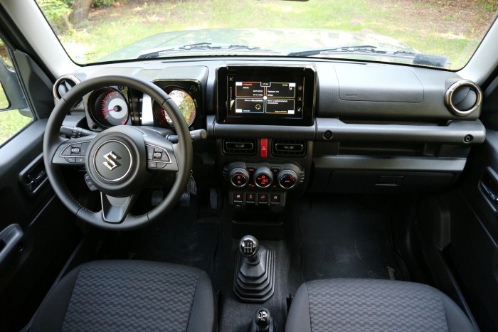 Új Suzuki Jimny: nem SUV, terepjáró! 6 Új Suzuki Jimny: nem SUV, terepjáró! 6