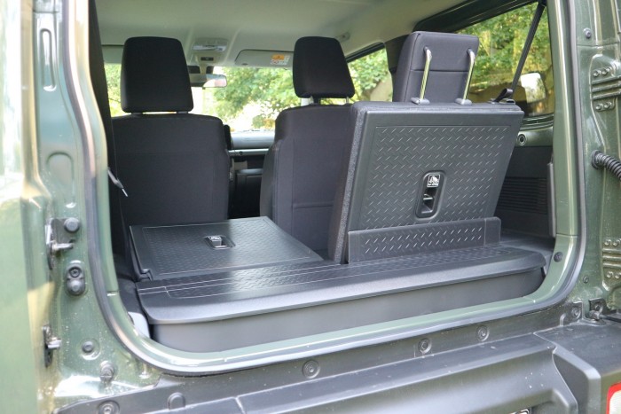 Új Suzuki Jimny: nem SUV, terepjáró! 5 Új Suzuki Jimny: nem SUV, terepjáró! 5
