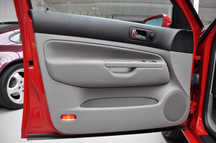 5,7 milliót kérnek ezért a 18 éves Volkswagen Golfért 7 | Vezess 5,7 milliót kérnek ezért a 18 éves Volkswagen Golfért 7