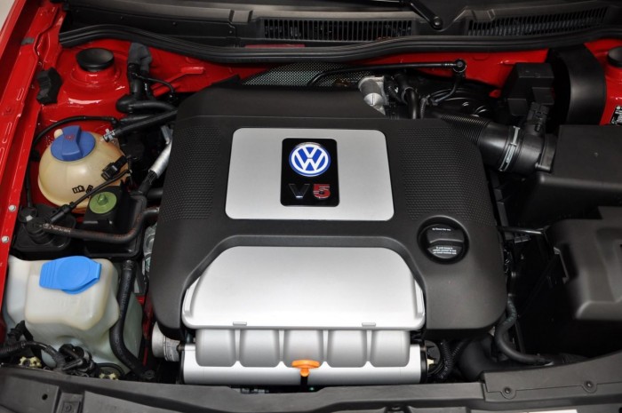 5,7 milliót kérnek ezért a 18 éves Volkswagen Golfért 6