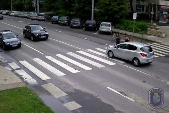 A magyar rendőrség nem viccel: majdnem elütött két gyereket, azonnal repült a jogsija