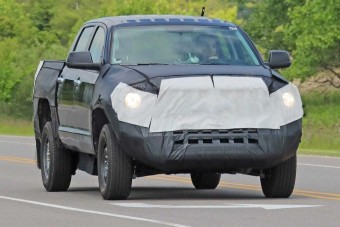 Jöhetnek a Toyota hibrid pickupjai