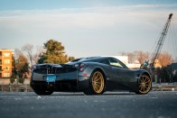 Pár évesen is méregdrága ritkaság a Pagani Huayra 2