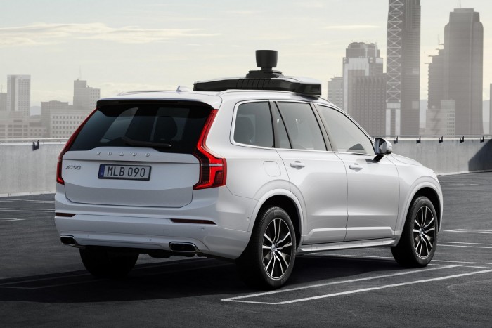 Készen áll a sorozatgyártásra a Volvo robotautója 7