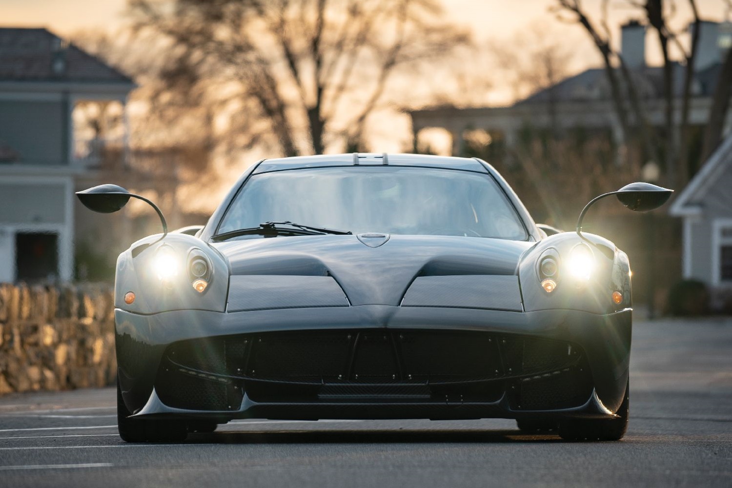 Pár évesen is méregdrága ritkaság a Pagani Huayra 5