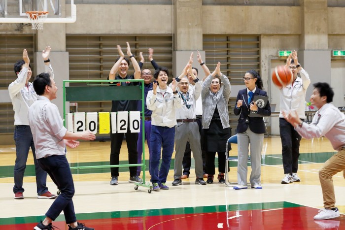 Hobbinak indult, Guinness-rekord lett belőle 7 | Vezess Hobbinak indult, Guinness-rekord lett belőle 7