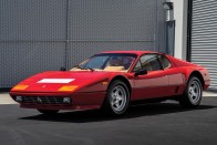 Elképesztően szépen tartott Ferrari-gyűjtemény kerül kalapács alá 25