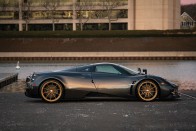 Pár évesen is méregdrága ritkaság a Pagani Huayra 18