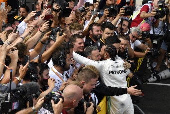 Hamilton: Ezt sosem lehet megunni!