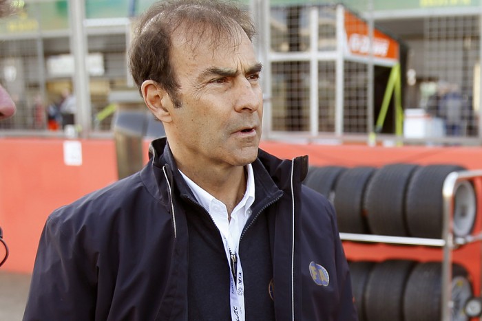 F1: Fáj a Vettel-ügy bírájának, hogy leszólták