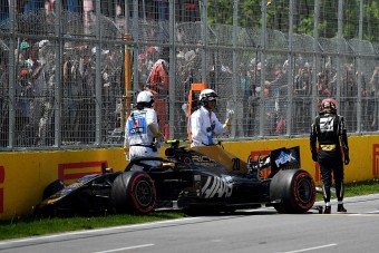 F1: Büntetések Kanadában, változik a rajtsorrend
