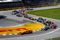 F1: Vettel miatt ment tönkre a döntéshozó élete 1