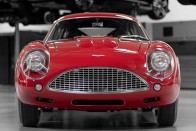Milliárdos retró játékszer az Aston Martin DB4 Zagato 16