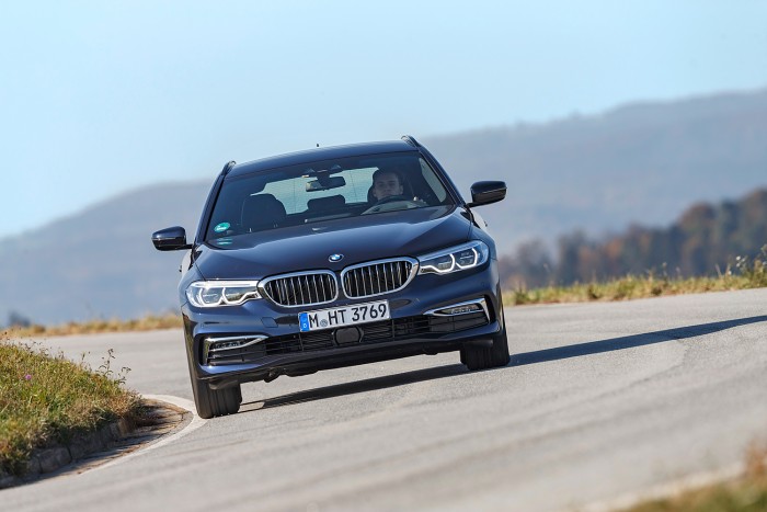 Üti az Audi A6 Avant a BMW 5 kombit? 2 Üti az Audi A6 Avant a BMW 5 kombit? 2