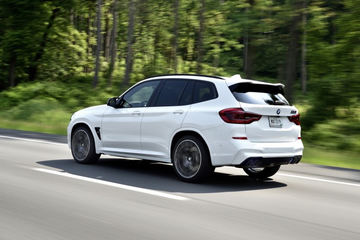 X3-as és X4-es, az M3-as motorjával 4 X3-as és X4-es, az M3-as motorjával 4