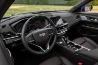 Négyhengeres sportmodell bukkant fel a Cadillacnél 19