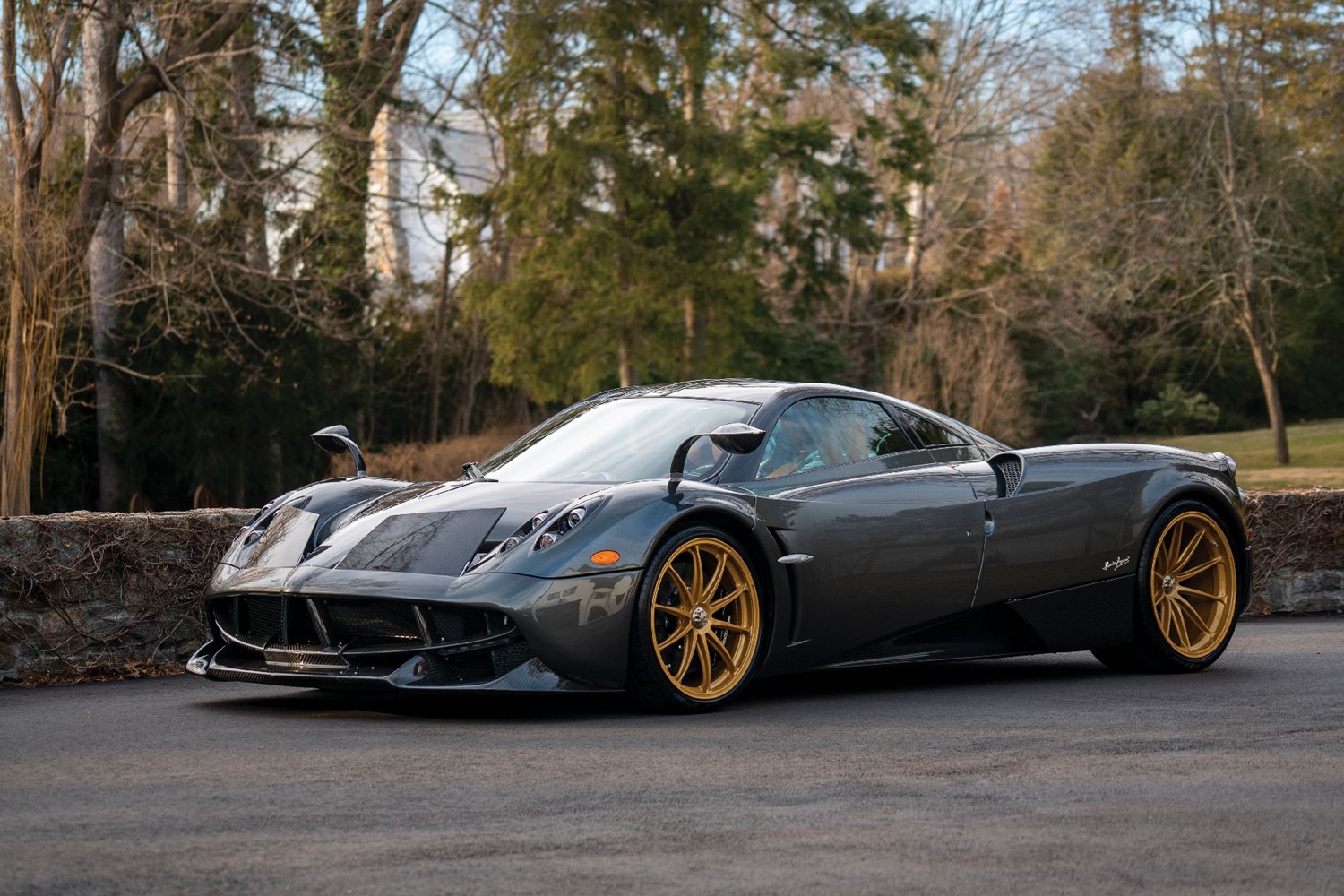 Pár évesen is méregdrága ritkaság a Pagani Huayra 4