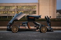 Pár évesen is méregdrága ritkaság a Pagani Huayra 22