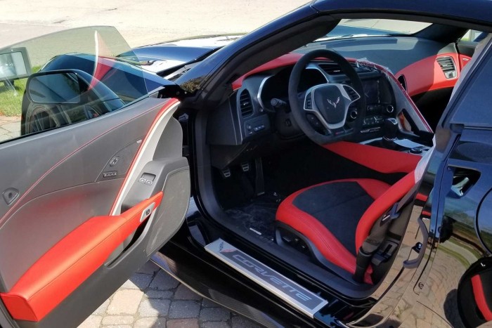 Méregdrágán kelt el az utolsó Corvette, ami az orrában hordja a motorját 6