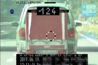 Ezt a KRESZ-szabályt alig ismerik, rommá büntetik miatta a magyar autósokat