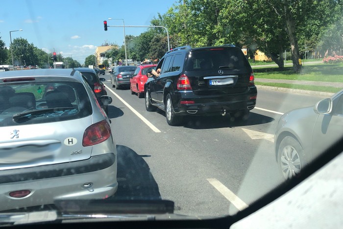 Szívesen felraknánk a tahóság királyának járó koronát ennek a nyíregyházi mercisnek a fejére 1 | Vezess Szívesen felraknánk a tahóság királyának járó koronát ennek a nyíregyházi mercisnek a fejére 1