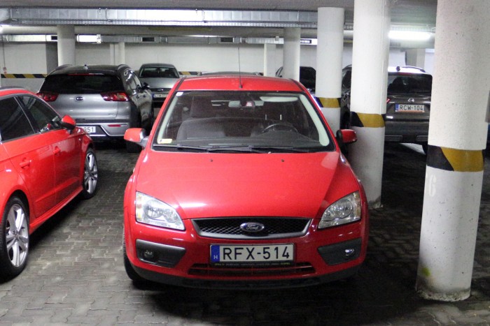 Könnyebbé vált a társasházi parkolóhelyek eladása