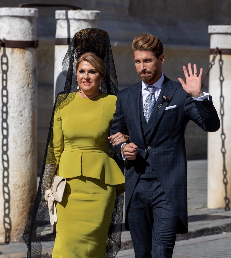 Fotók az év sztáresküvőjéről 2