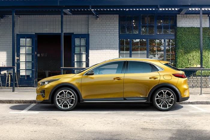 Még egy városi terepjárót szül a Kia