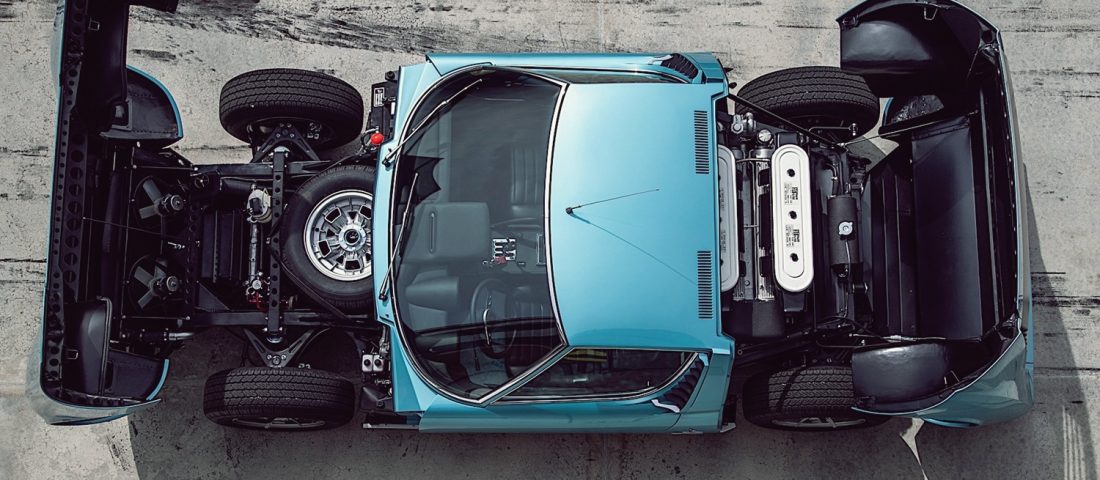 Ezzel az azúrkék Miurával hódított az olasz sztár