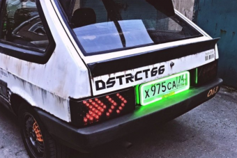 Végre valaki épített egy Cyberpunk Lada Samarát