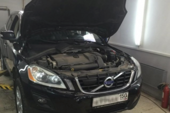 Katasztrófát okozott a motortérben hagyott rongy, a szerelőnek főhet a feje