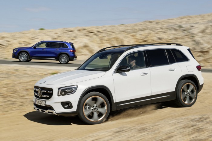 Új kompakt hétszemélyes Mercedes érkezik