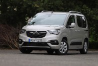 Szürke mindenes: Opel Combo Life 1,5 teszt 62