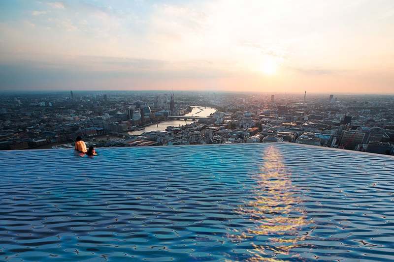 Lenyűgöző medence épül egy londoni felhőkarcoló tetejére 3