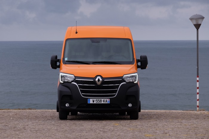Frissültek a Renault kis-haszonjárművei 10 Frissültek a Renault kis-haszonjárművei 10