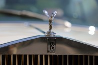 Kabrió Rolls Royce-ban még a kánikula is más 58
