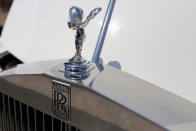 Kabrió Rolls Royce-ban még a kánikula is más 66
