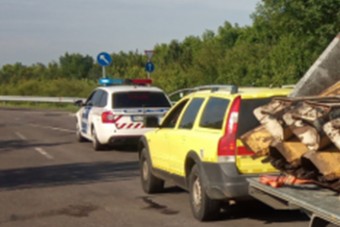 Ismét egy érdekes, de főleg szabálytalan, román vontatmányt kapcsoltak le rendőreink