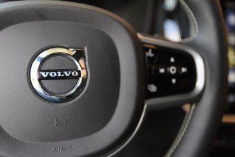 Félmillió Volvo gyulladhat ki váratlanul