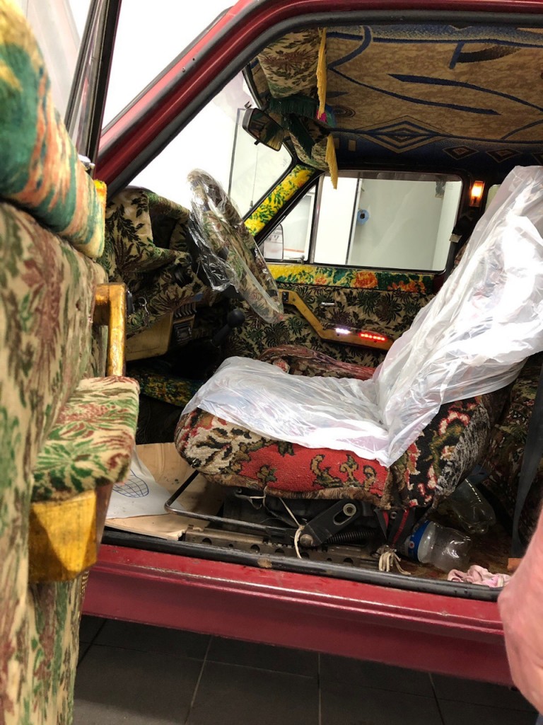 Ettől a Lada Niva-beltértől eldobtuk az agyunkat 4 | Vezess Ettől a Lada Niva-beltértől eldobtuk az agyunkat 4