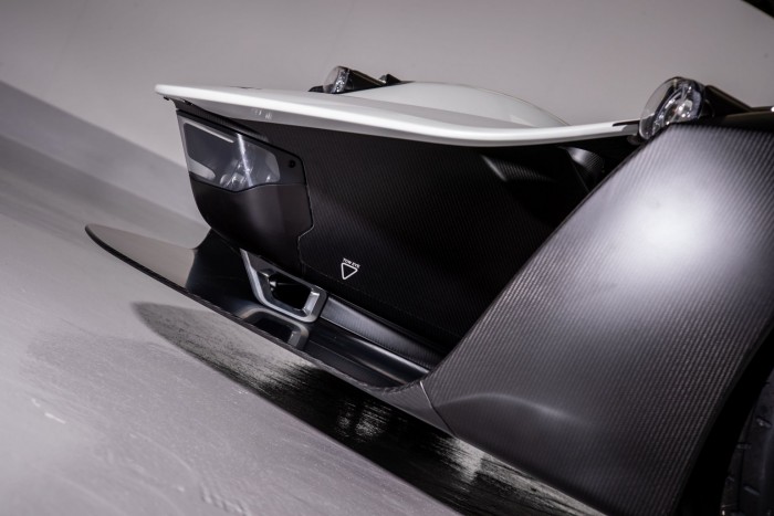 Közúti rakéta magányosoknak 8 | Vezess Közúti rakéta magányosoknak 8