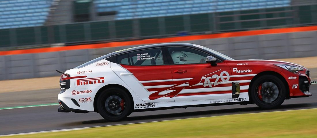 420 lovas pályaautó lett a megmentett Stinger prototípusból