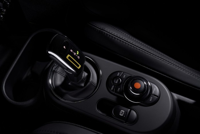 Villanymotort kapott a MINI Cooper 7