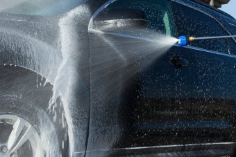 Kézi mosástól gyulladhat ki az autó