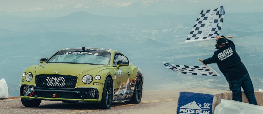 Hegynek felfelé ez a szériaautó a leggyorsabb