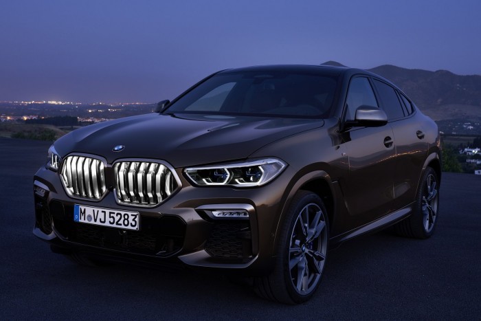 Világít az orrlyuka a legújabb BMW-nek 2 Világít az orrlyuka a legújabb BMW-nek 2